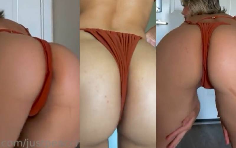 Justpeacchyyy Nude Masturbating Dildo In Bathtub Onlyfans Leaked